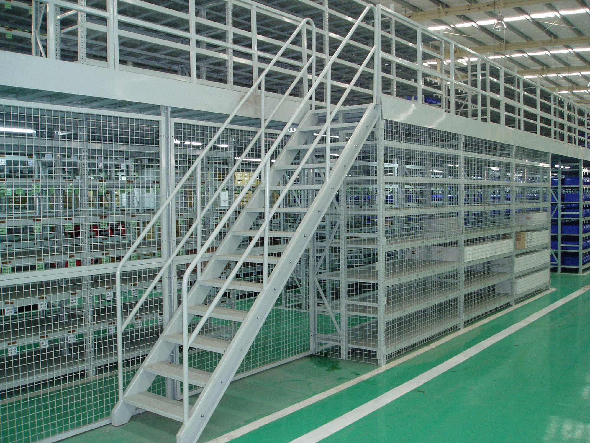 Mracking Mezzanine Floor System Factory Customized Two-storey Attic Heavy Duty Erected Steel Factory Building