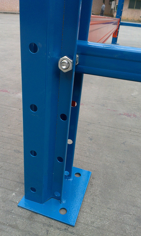 Upright & Beam Connection