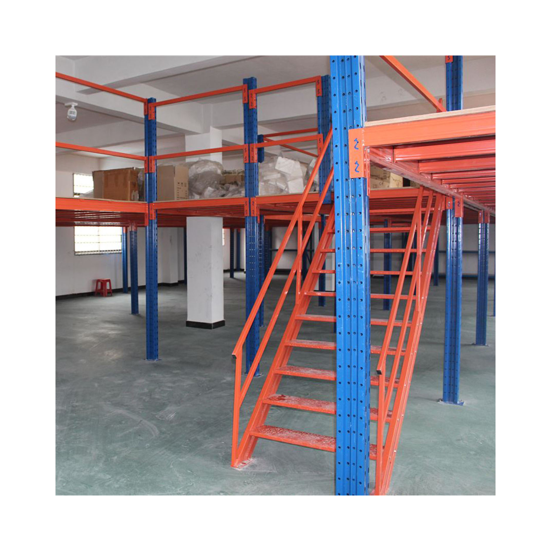 China Customized Commercial and Industrial Mezzanine Racking Steel