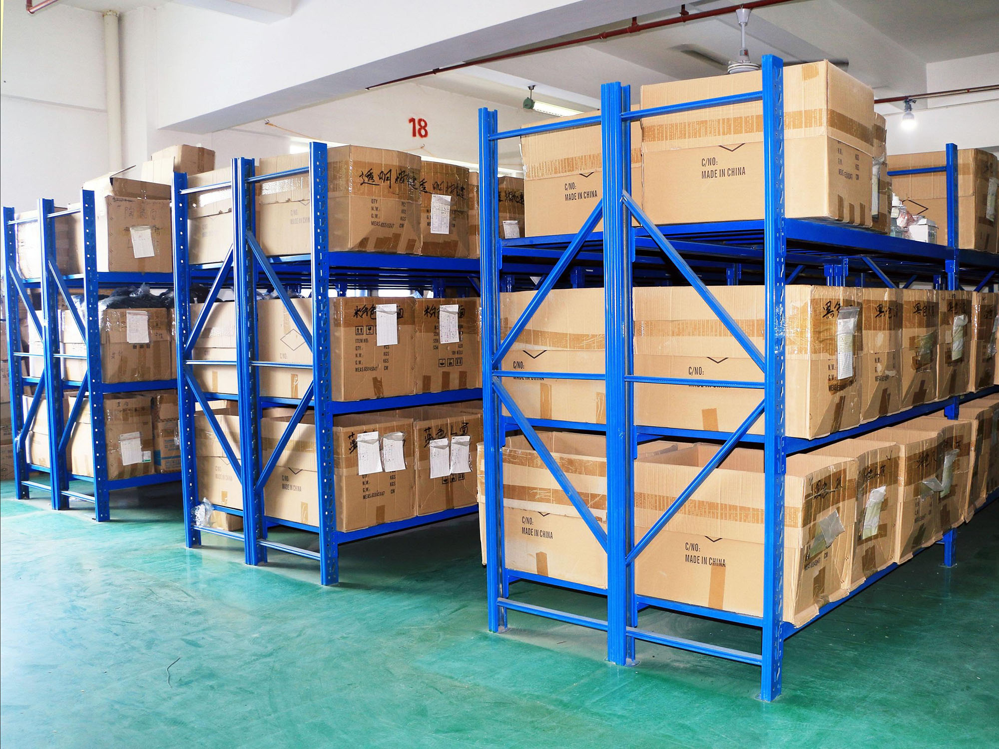 Mracking Sale of 100-200kg Four-layer Light Duty Shelves Supermarket Warehouse Racks and Shelves
