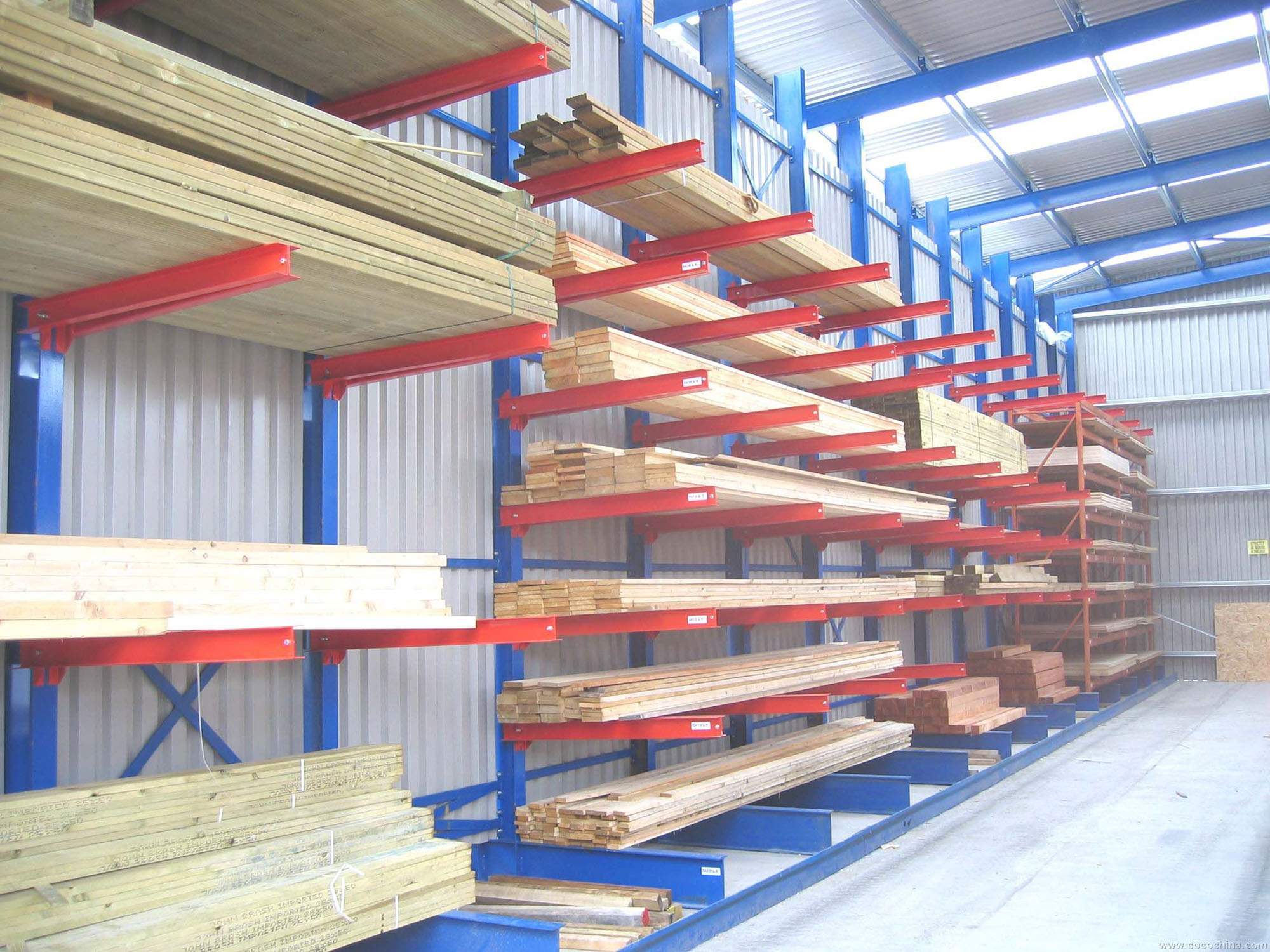 Mracking Custom Heavy Steel Shelf Corrosion Protected Warehouse Cantilever Selective Pallet Rack System for Storage