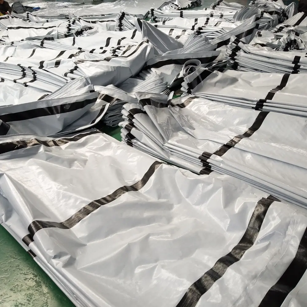 China Black Stripped PE Tarpaulin Fabric High Durability Heavy Duty Waterproof and UV Resistant to Africa。 Suppliers, Factories