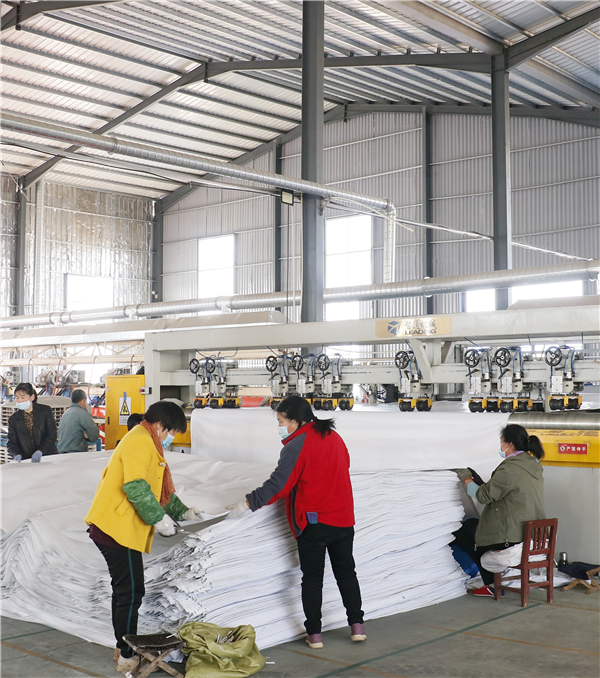 Step 4 cutting tarpaulin fabric to finished sheet size