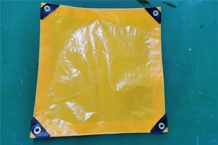 PE Tarpaulin Roll Cover With Eyelets (1)