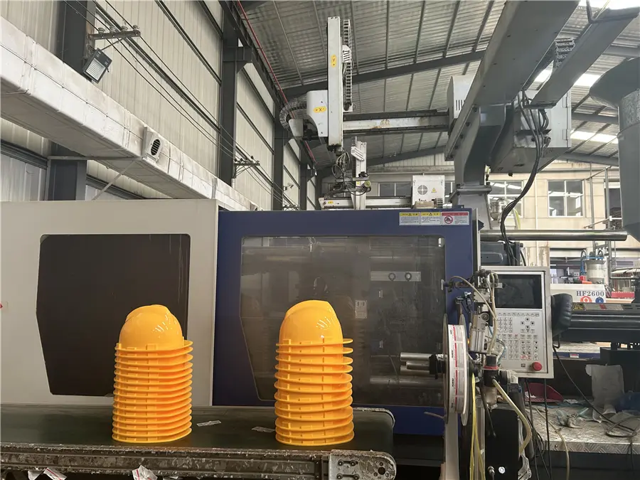 Xintuo high-impact polymer safety helmet for construction sites