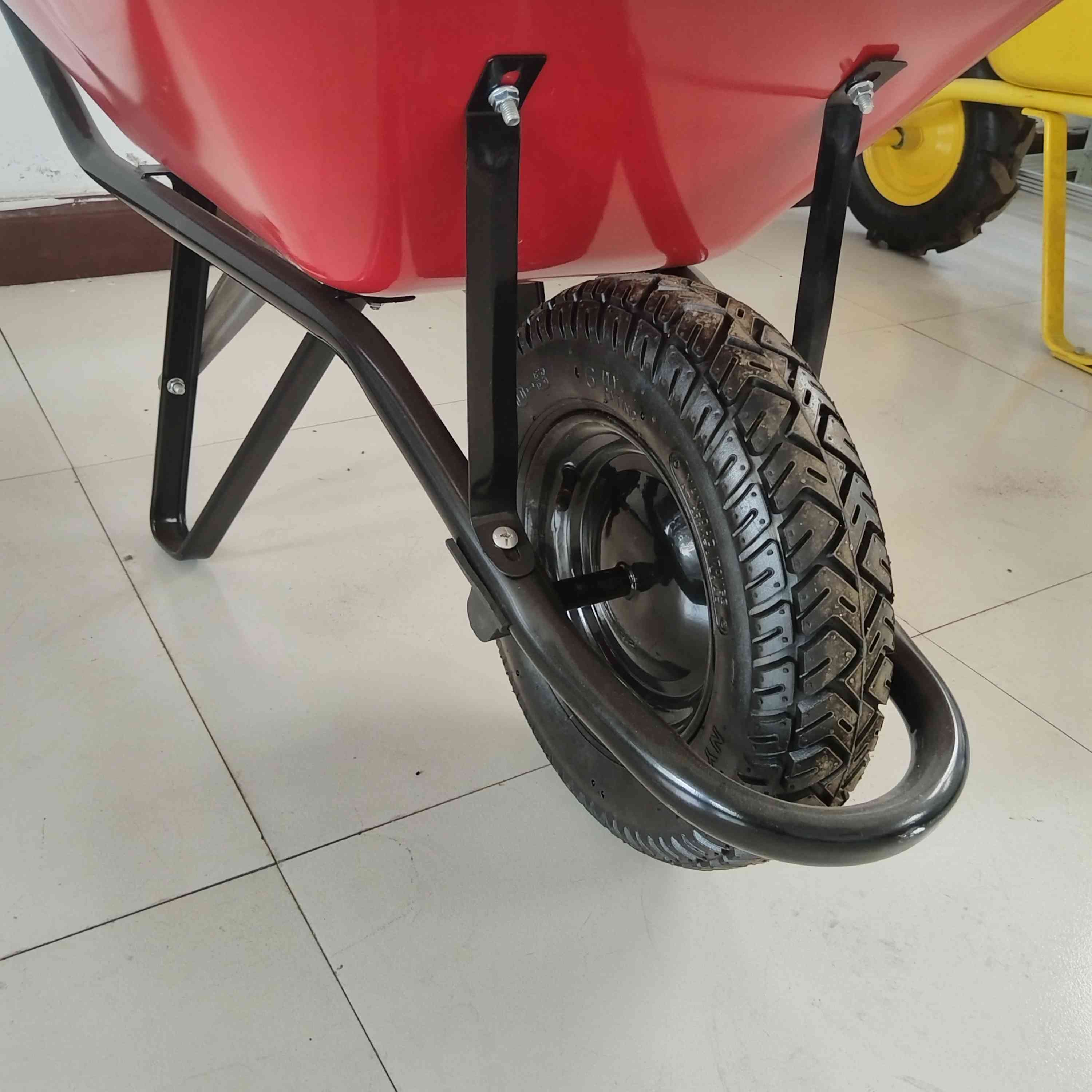 Professional Manufacturer Rust-Resistant Durable Manual 1-Wheel Wheelbarrow Tray WB6414 Galvanized Iron Trolley OEM Customizable