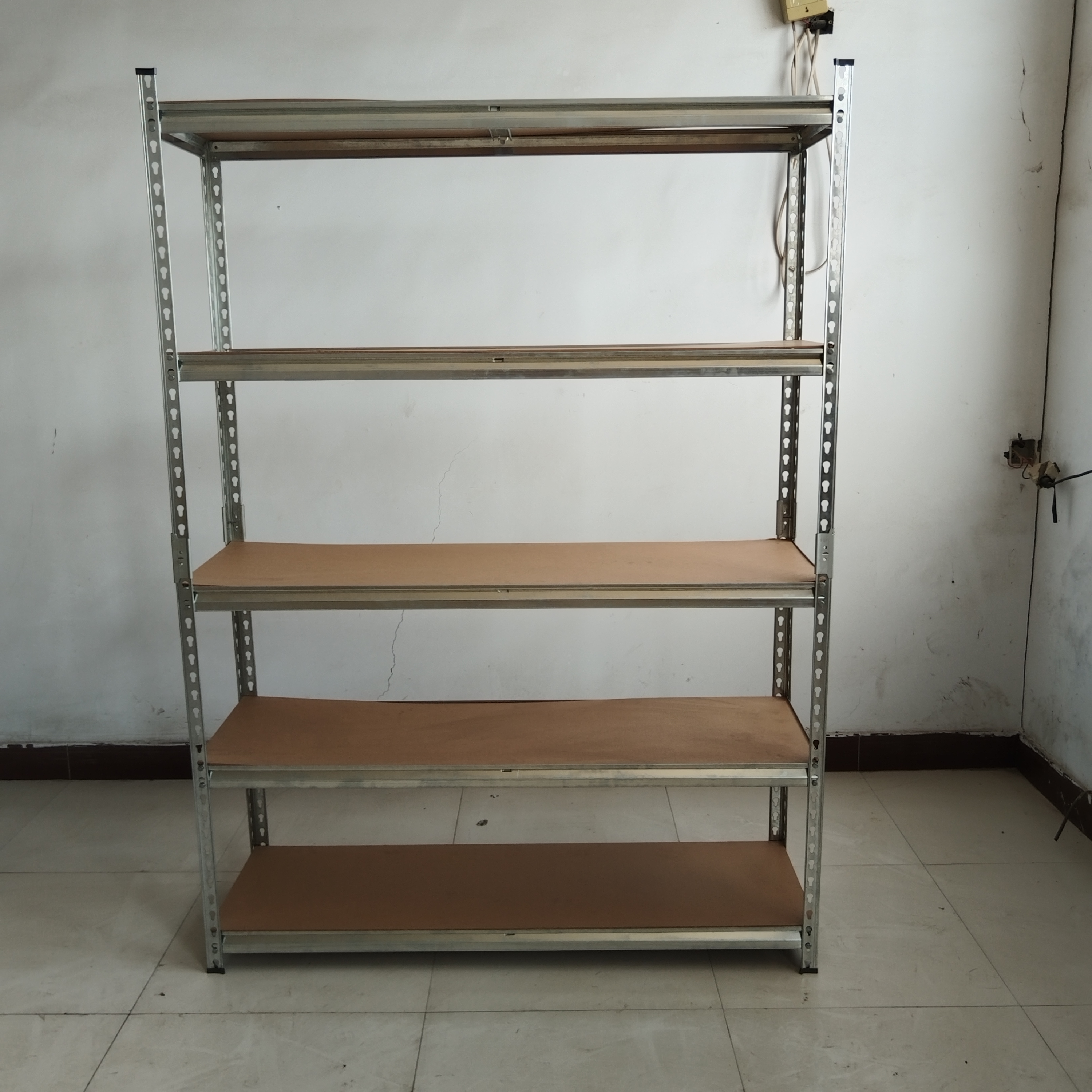 Customizable Boltless Storage Rack for Garages Anti-Slip Environmental Steel Shelf with MDF Board