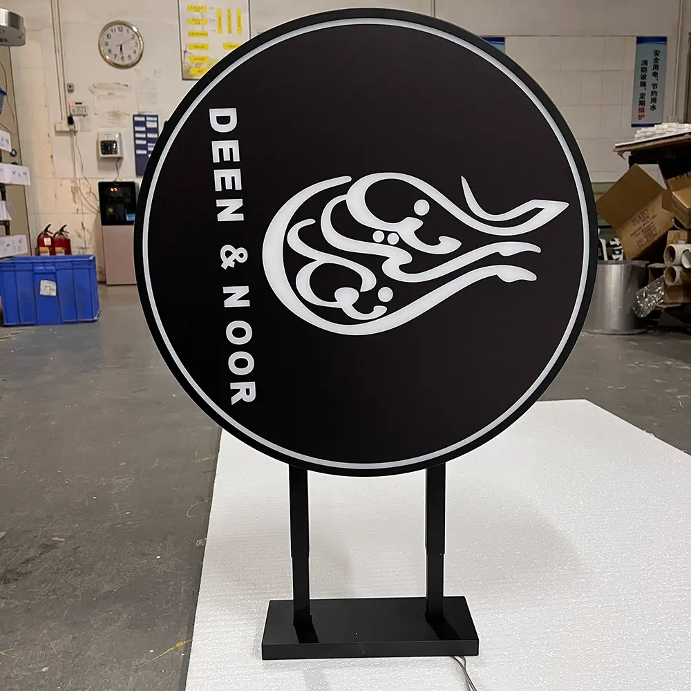 High-Quality Round double-sided advertising light box Manufacturers, Service
