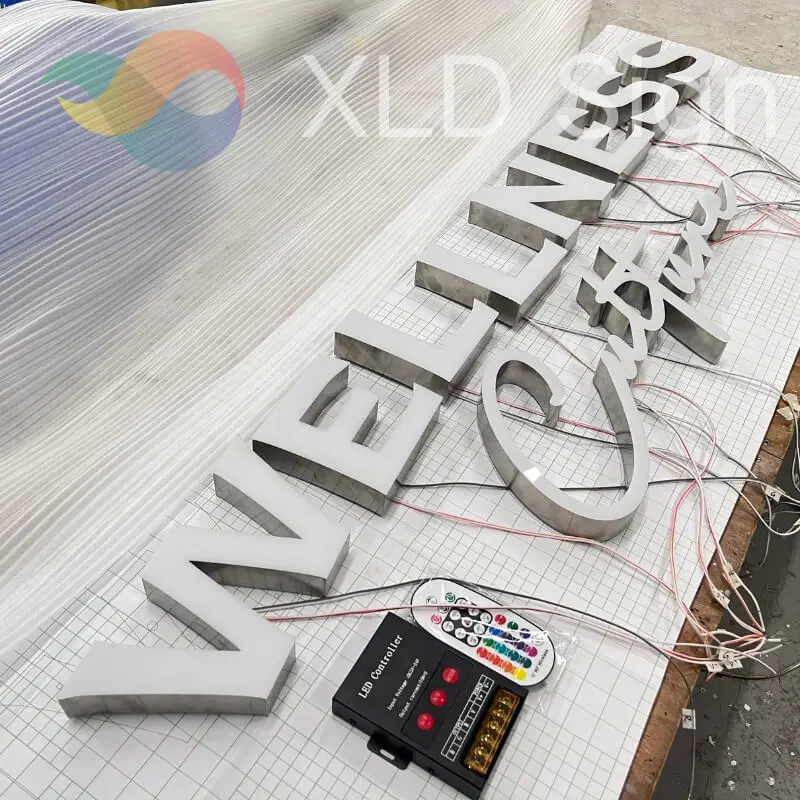 High-Quality Color-controlled LED front-lit letter signs Supplier, Manufacturers