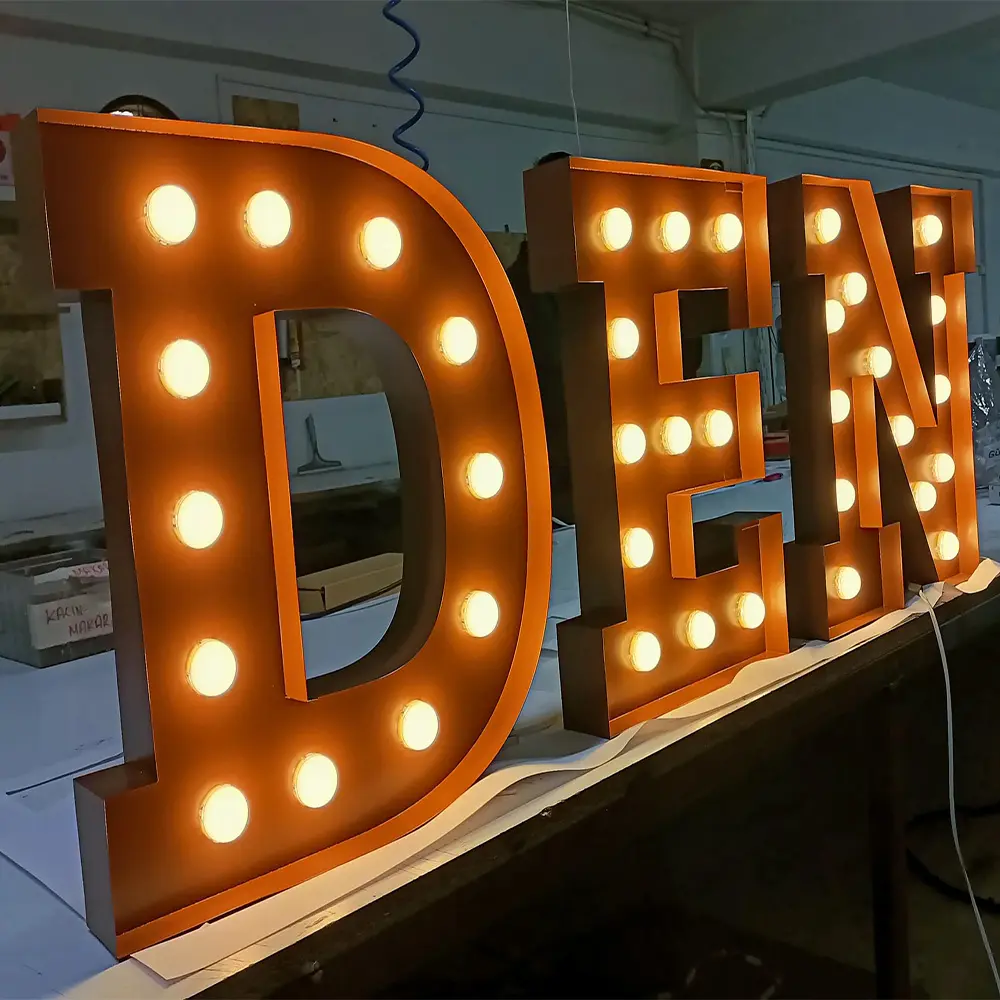 4ft-Marquee-Logo-(2)