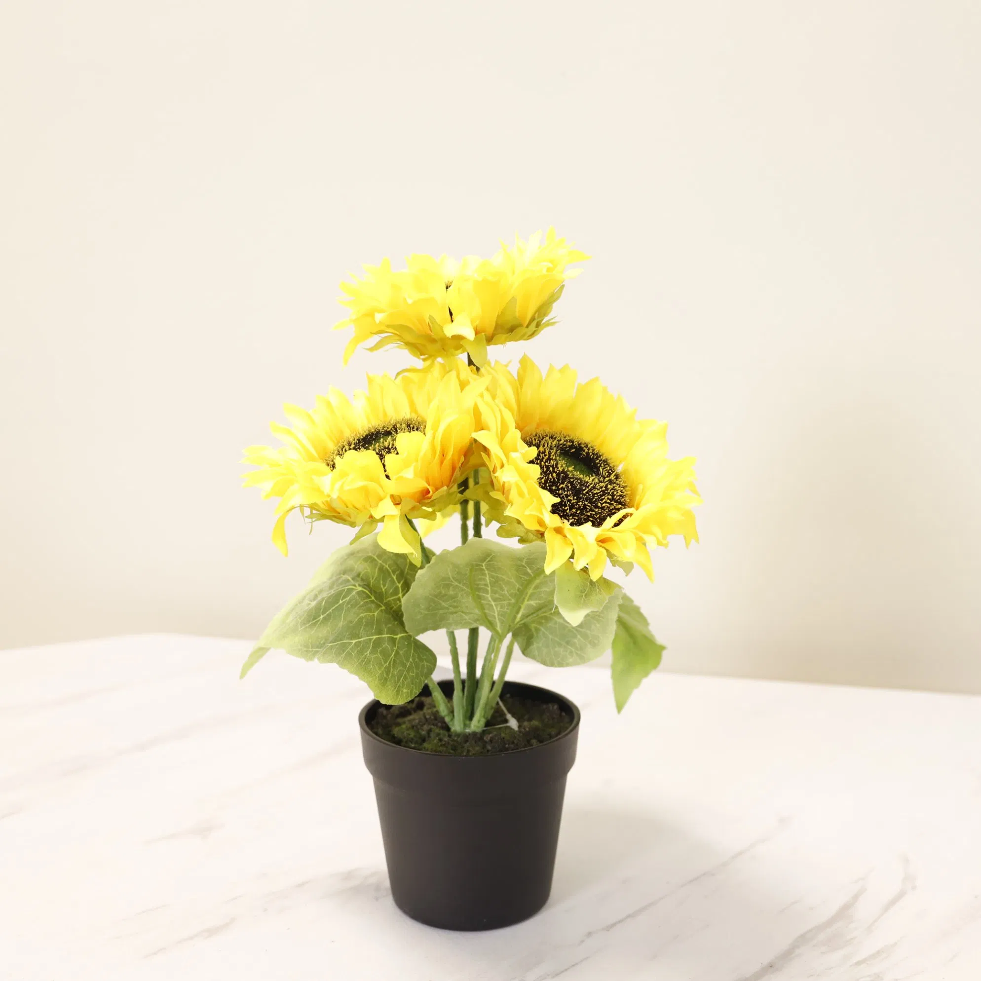 Wholesale High Quality Yellow Artificial Sunflowers with Pot for Home Wedding