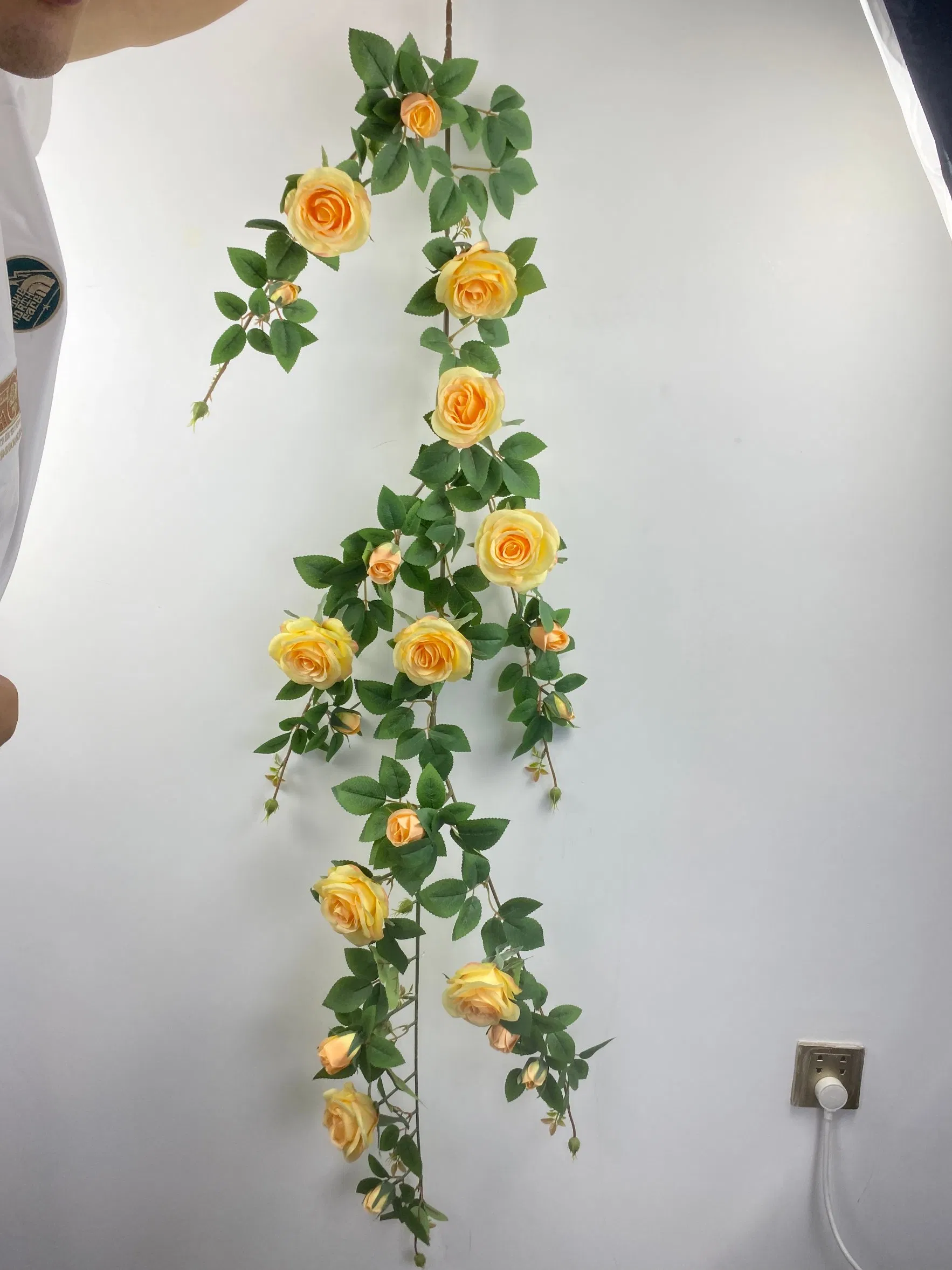 Artificial Flowers Wedding Strips Rose Bunch of Artificial Flowers a Single Pearl Simulation Flower