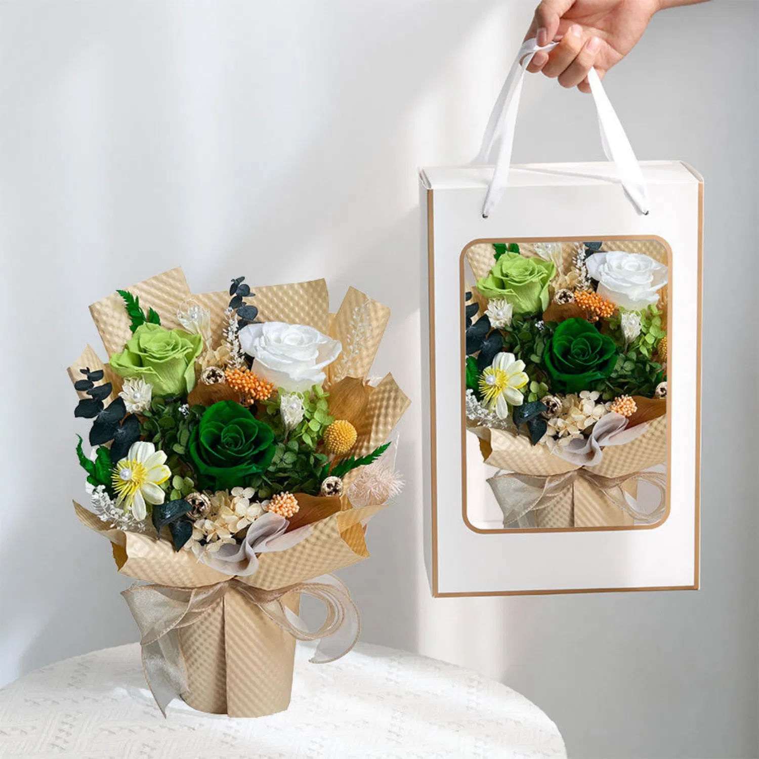 2025 Customized Dried Eternal Rose Boxed Mother's Day Christmas Gift Dried Flower Bouquet Rose