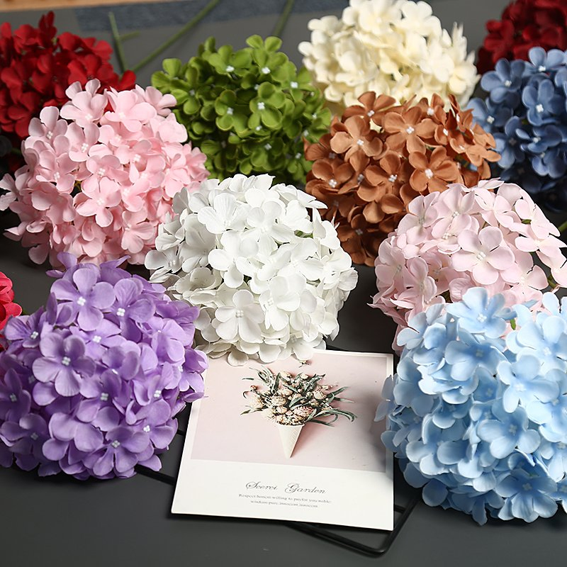 Anniversary Dinners Feel Romantic with Red and Pink Artificial Flowers: Fake Flowers Lavender Orchid Event Decoration Vintage Charming Hydrangea