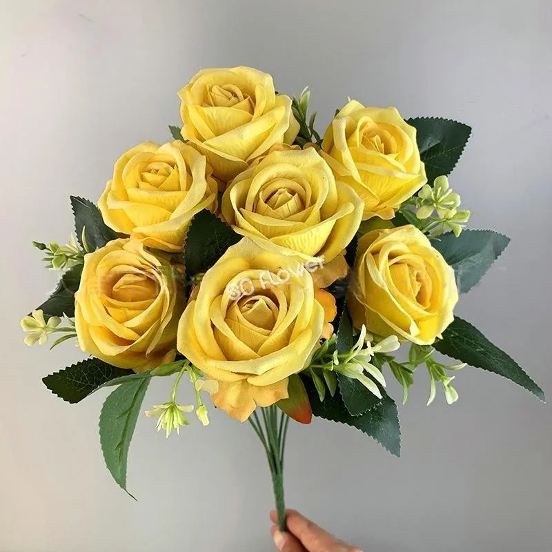 9 Head Velvet Bouquet Rose 3