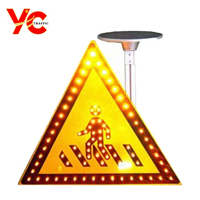 High Quality Top Selling Solar Energy LED Traffic signal Warning Light Triangle Solar Traffic Sign