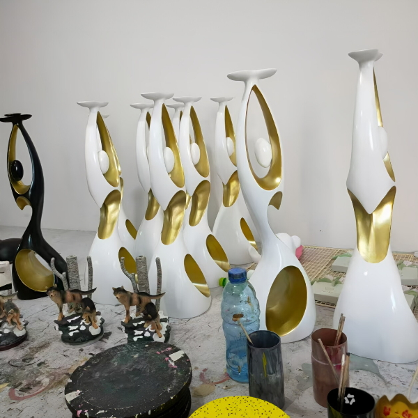 Nordic Abstract Art Sculpture Designer Style Resin LED Floor Lamps For Living Room And Bedroom, Wholesale And Customization