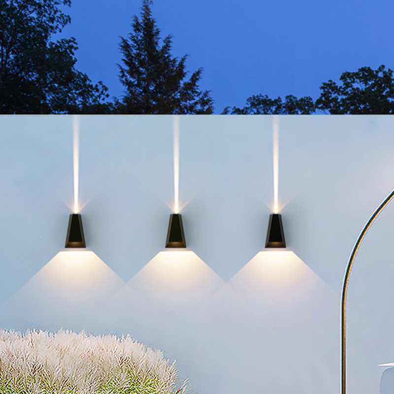 Wholesale Triangle Wall Lamp with IP65 DC12/24/110/220V LED Light Source Special Good Price for Outdoor Use