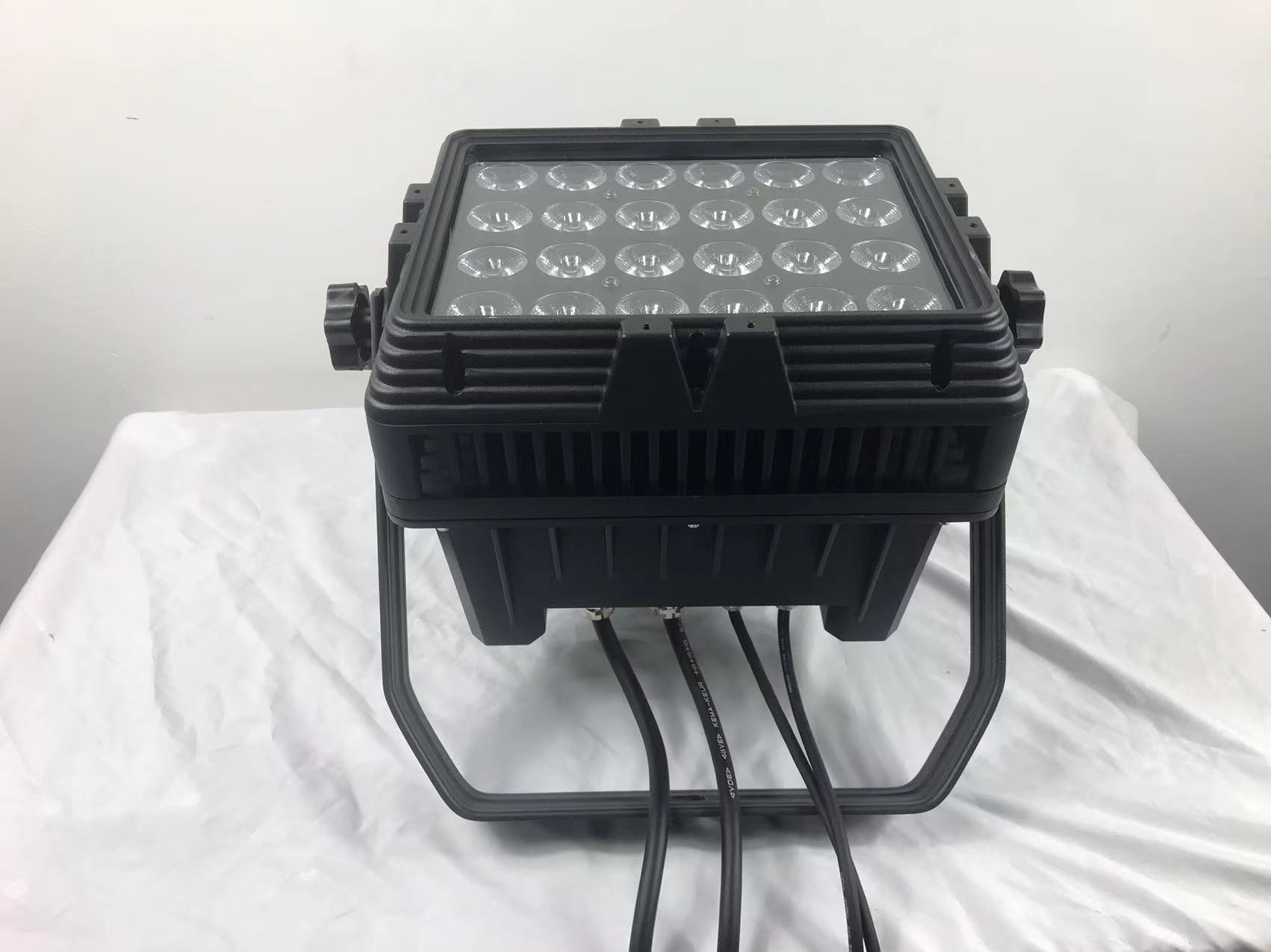 24x18W RGBWAUV 6in1 Outdoor Stage Lighting Waterproof LED Hex Par Light