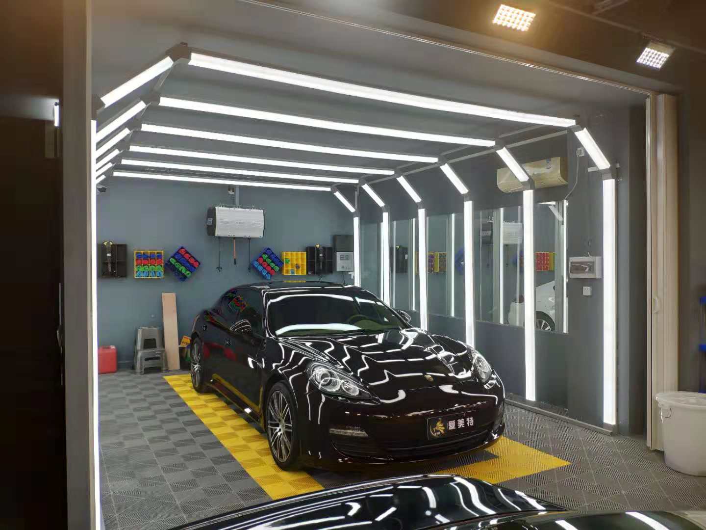 Customized Garage Led Hexagon Light New High Quality Led Tube Light Tunnel Light