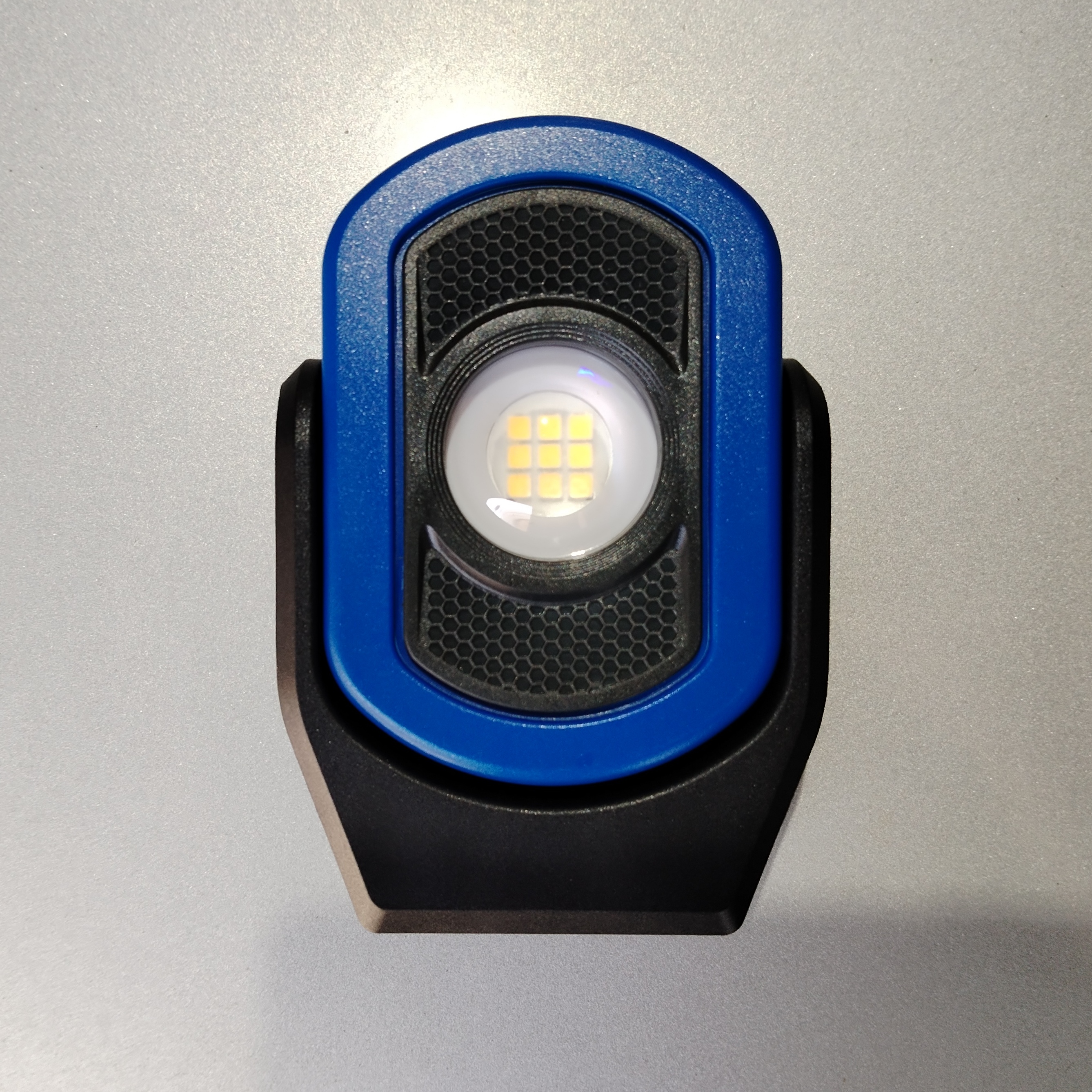 Warehouse Factory Workshop Car Inspection and Maintenance Magnetic 780lm Pocket Work Light Handheld Flashlight Under Hood Light