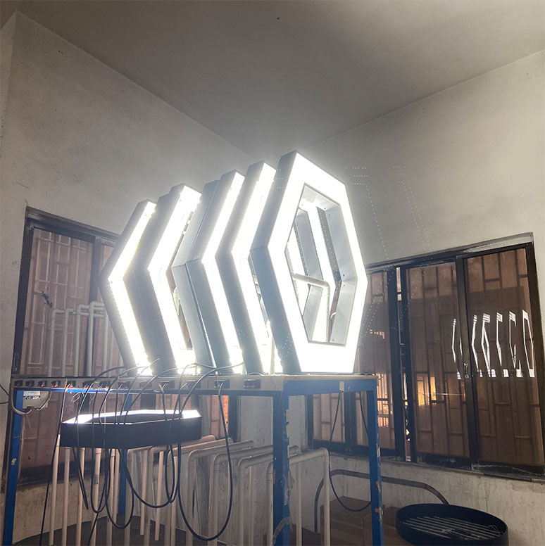 Hot Selling Office Coffee Gym Led Hexagonal Honeycomb Styling Pendant Light