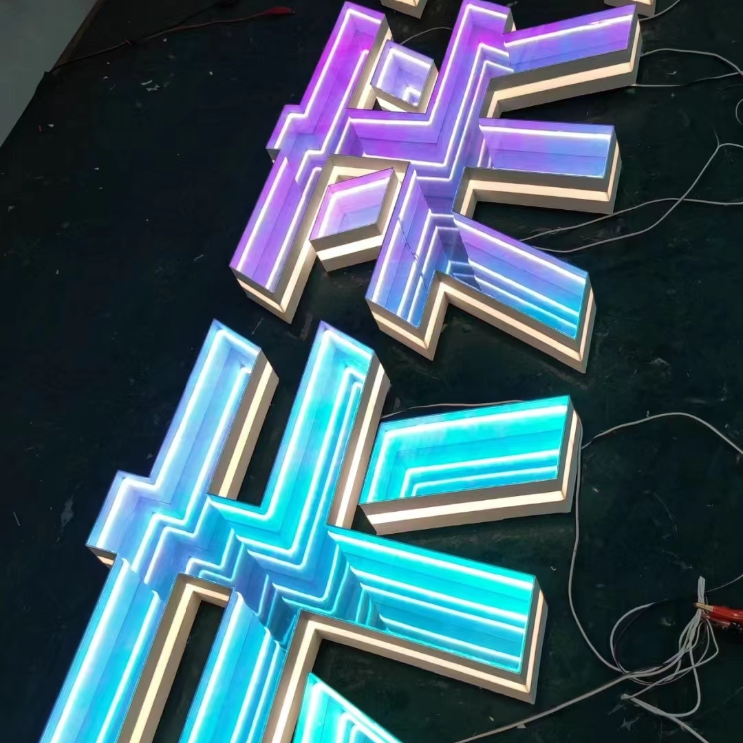 Latest 3D Octagon Infinity LED Wall Mirror Letter LED Illuminated Sign with Remote Control Mirror Tunnel Light