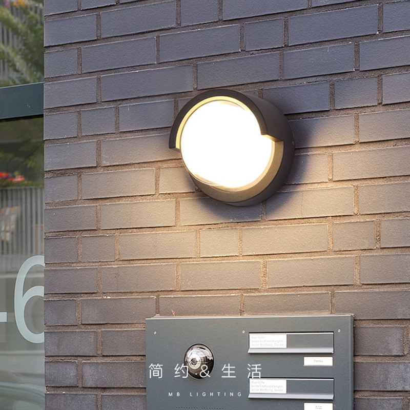 Aluminum Shell Modern Round Surface Mounted LED Wall Lighting 10W for Garden