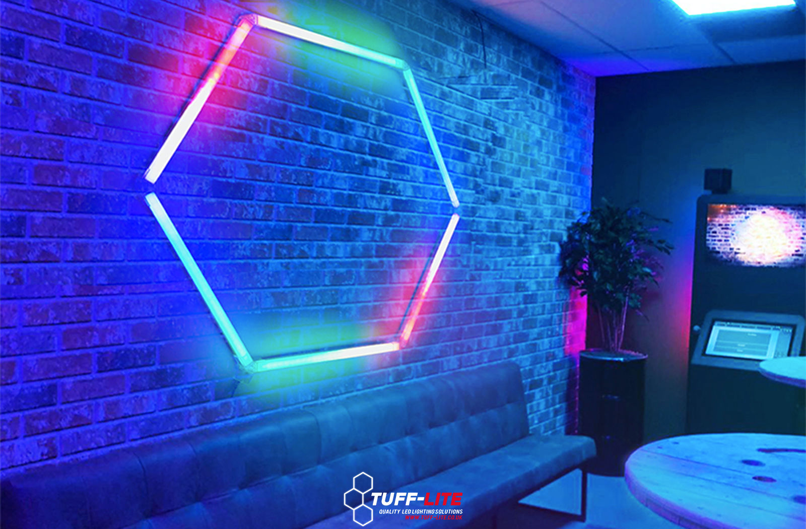 Wholesale Large Event Lighting Rgb Hexagonal Aluminum Tube Lights Rgb Color Tube Rgb Led Light Tube