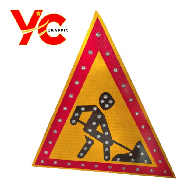 High Quality Top Selling Solar Energy LED Traffic signal Warning Light Triangle Solar Traffic Sign