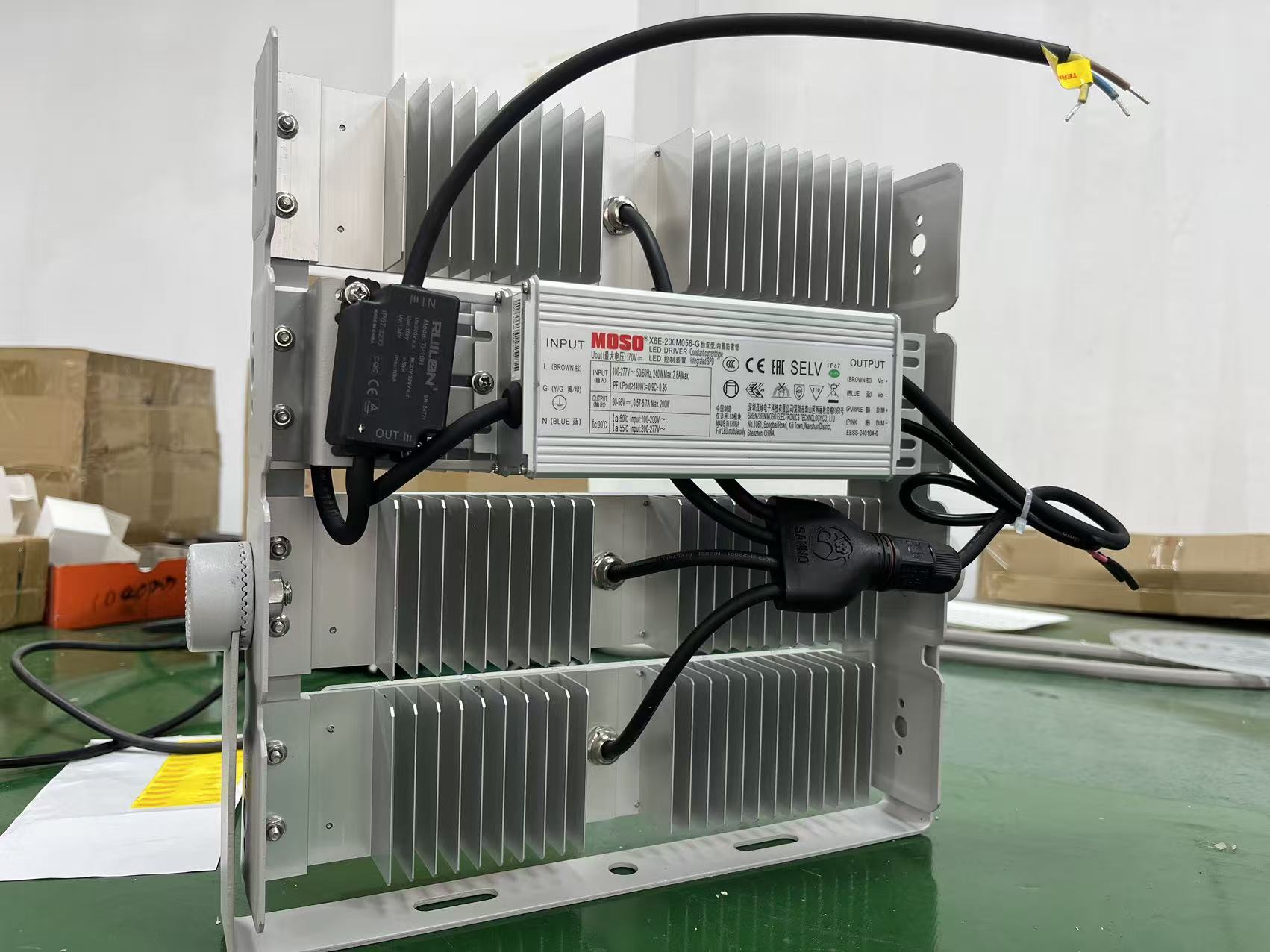 IP65 Led Floodlight High Smart Grade Modular Outdoor Factory Price Modern Design Stadium LED Flood Light