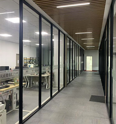 Office and Workshop Environment 2
