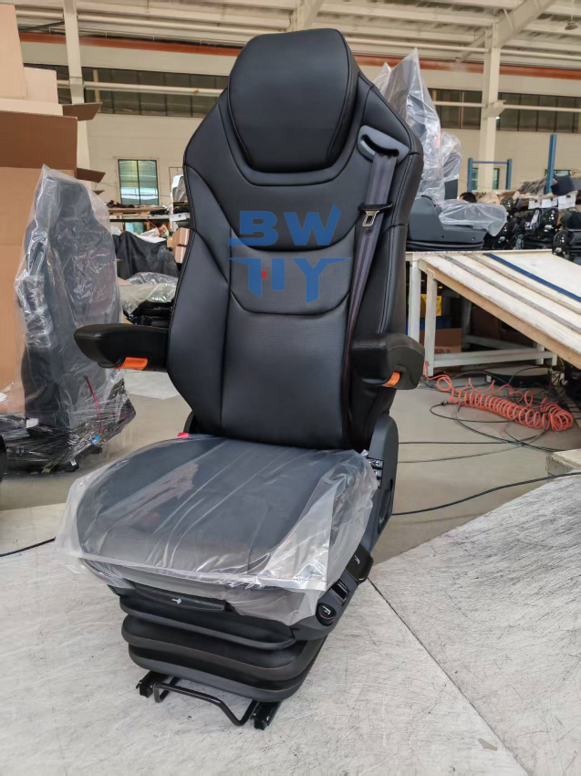 Best Selling Artificial Leather Original Truck Seat Four Seasons Excellent Quality Truck Driver Seat Air Seat for Truck