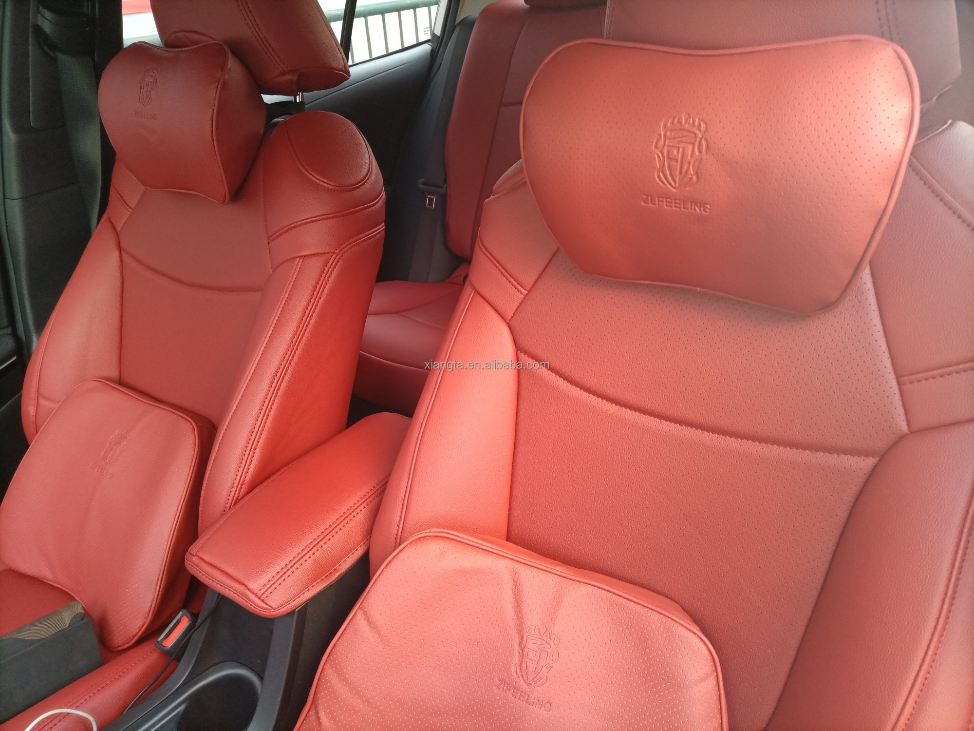 Car seat cover view 3