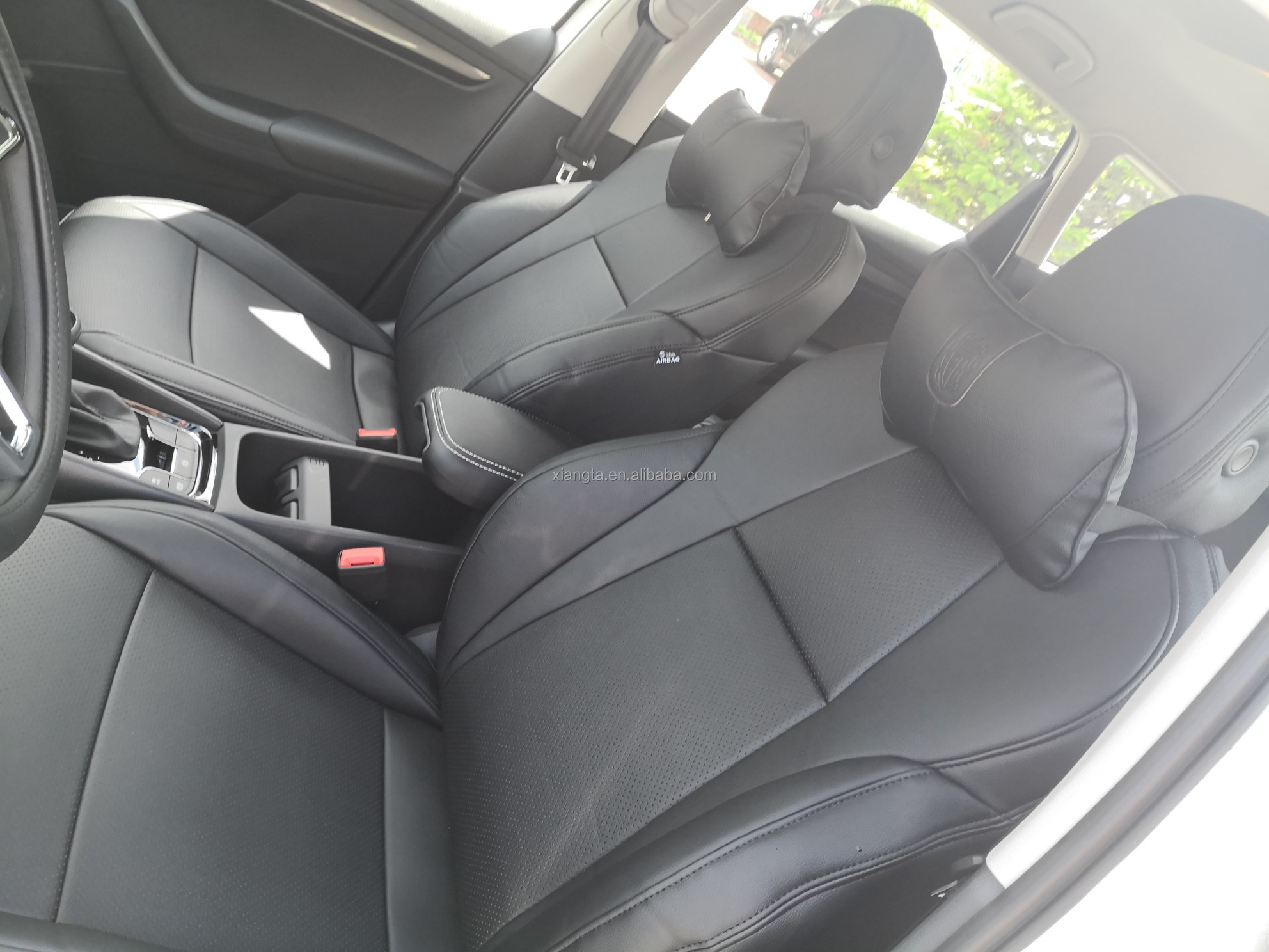 Car seat cover view 1