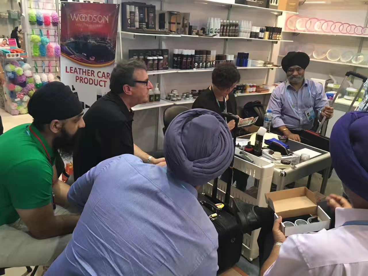 B2B meetings at exhibition