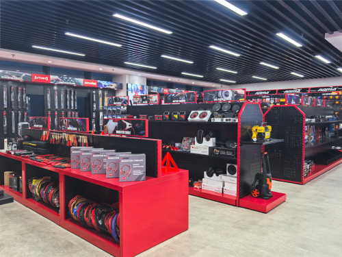 Showroom View 4