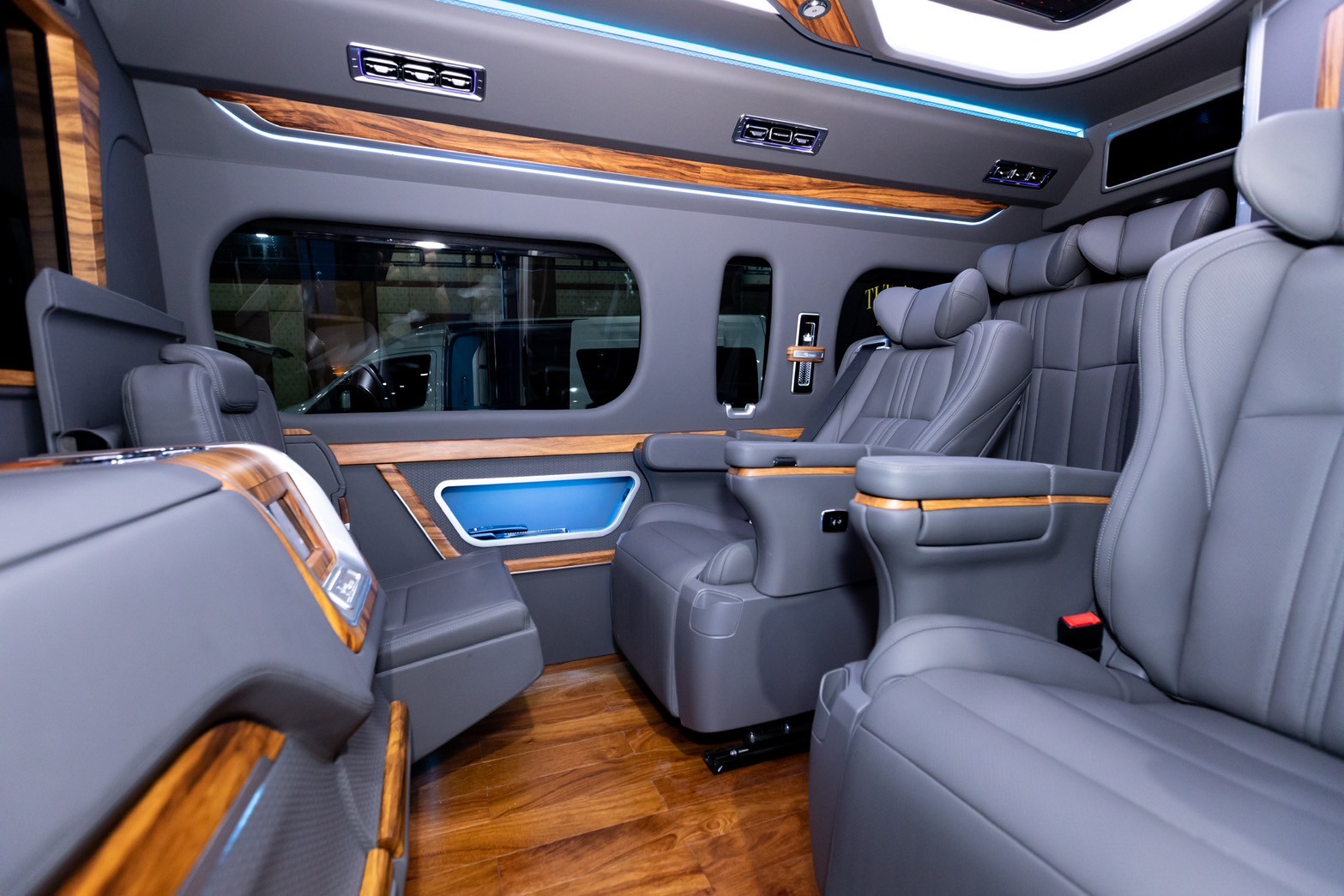 Exotic Luxury Car Showcase Image 4