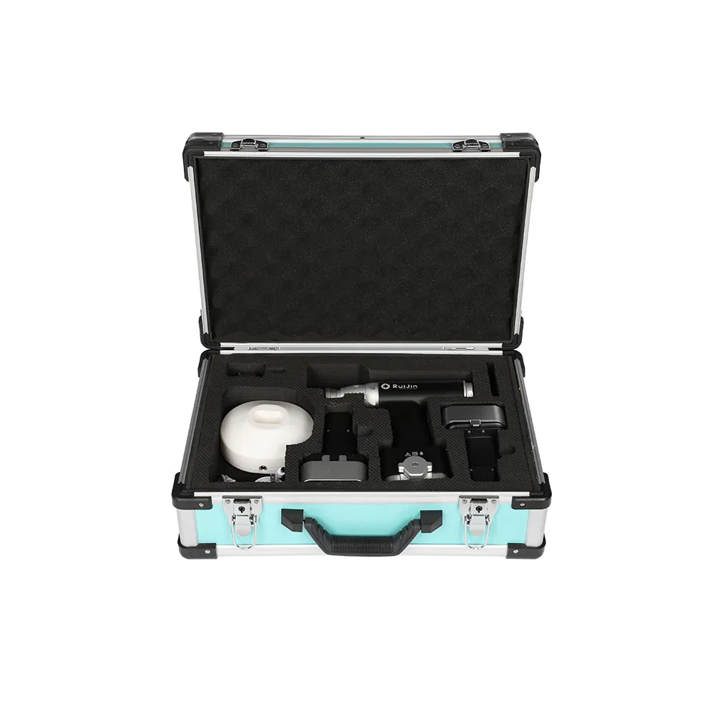 Completed set with aluminum case