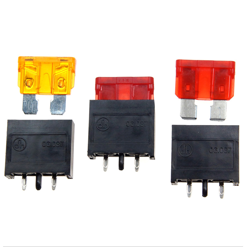 Atc ATO ATS Atn Aty 32V Maxi Standard Medium Mini Micro PCB Mount Auto Car Blade Fuse Holder Clip Auto Fuse Components