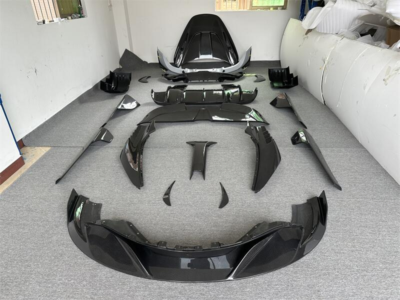 High Quality Carbon Car Bumper Separator Mudguard Suitable for Mclaren 720s Ryft Carbon Fiber Body Kits