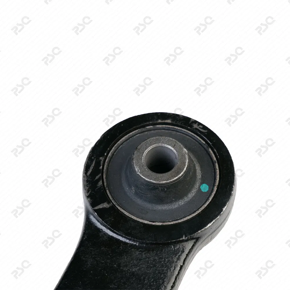 307 Front Suspension Left Hand Assembly for Optimal Performance 3521. G8 Auto Part Aluminum Car Wishbone