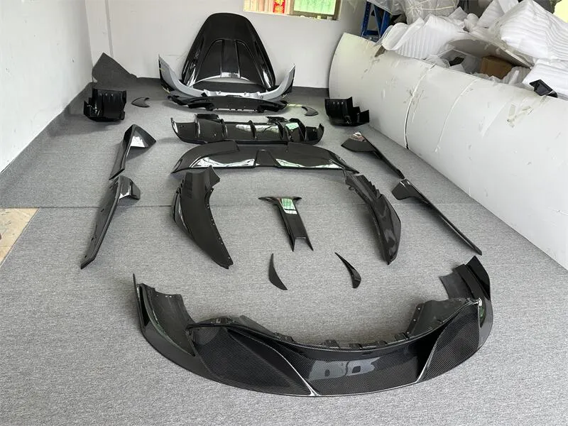 McLaren 720S Carbon Kit 4