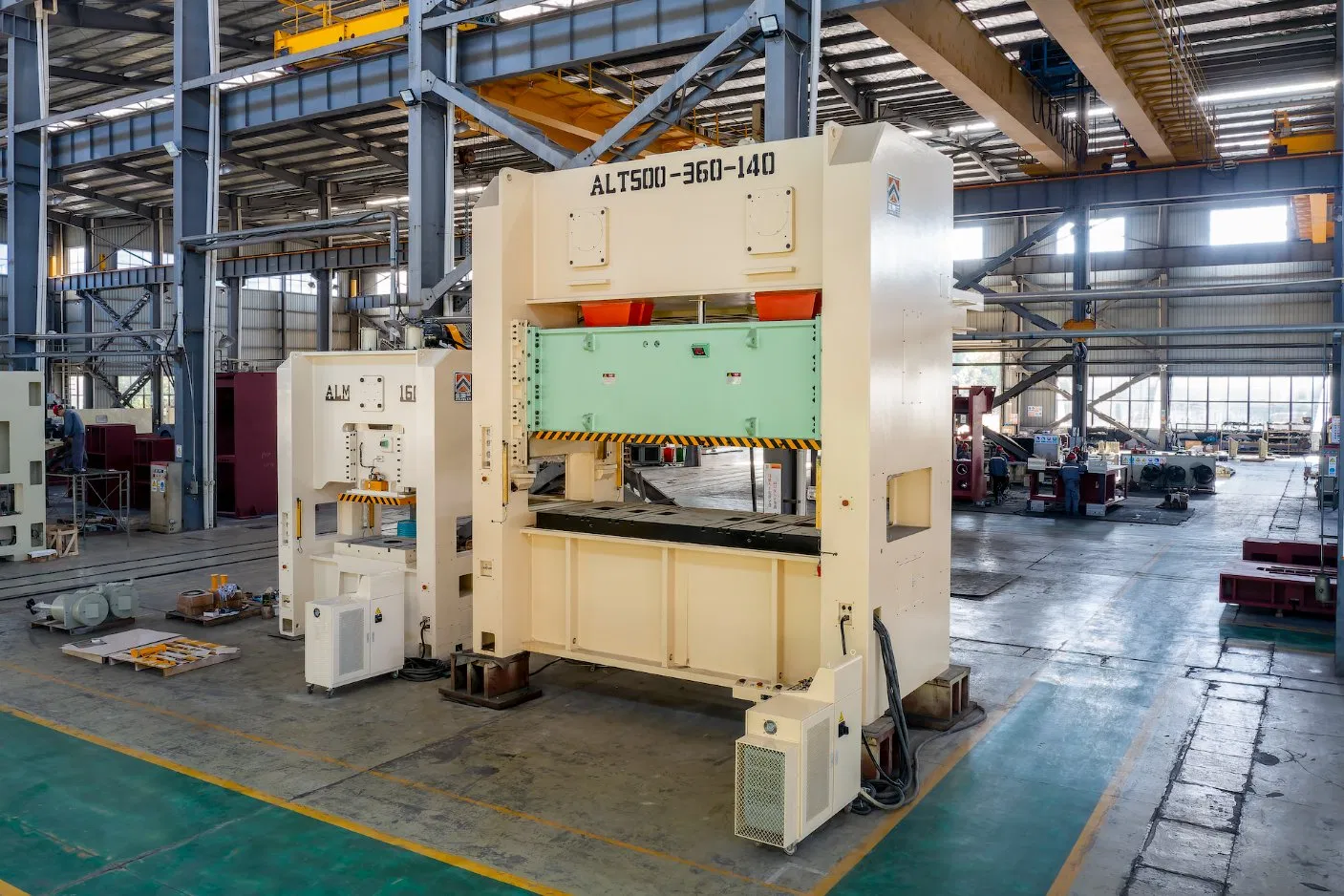 Custom High Precision CNC Power Press with Feeder/Manipulator Ideal for Auto Parts Production Solutions