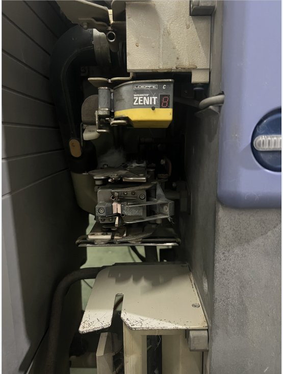 The Murata Brand Used 21c-S Auto Coner 2012 Year Zenit Clearer 60 Spindles with Full Conveyor in Good Working Condition