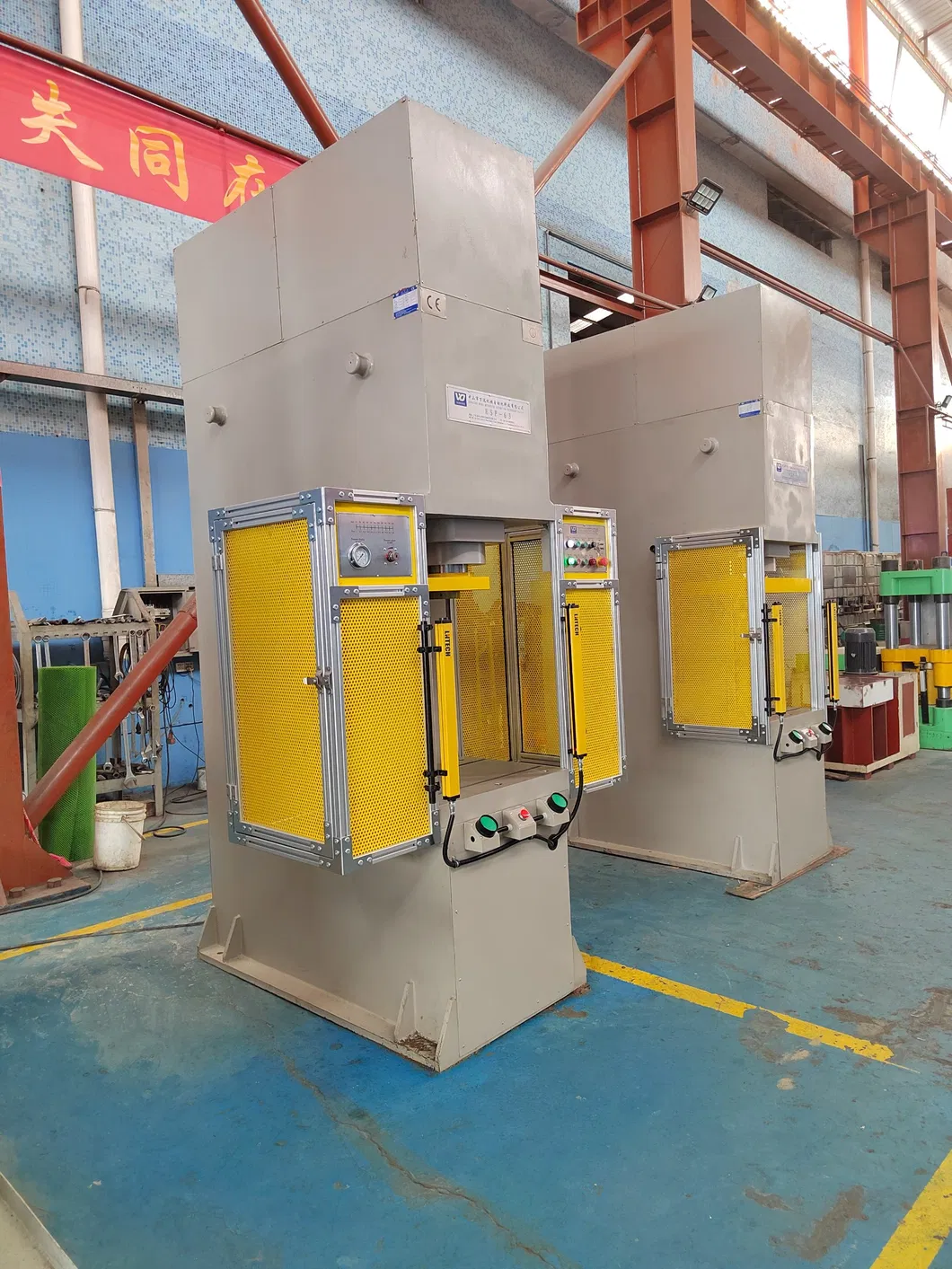 Electrical Components Detail 1