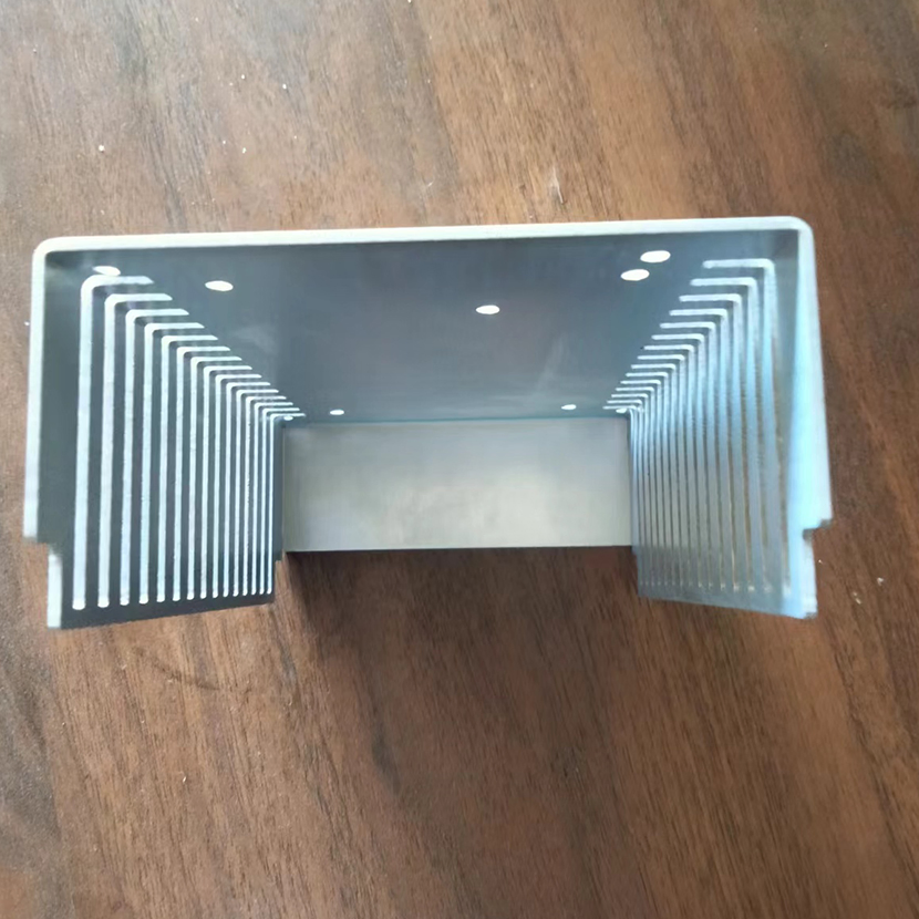 Heavy-Duty Car Power Housing Safeguarding Mechanical Components in Automotive Systems