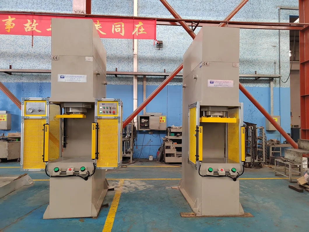 Hydraulic Press Operation