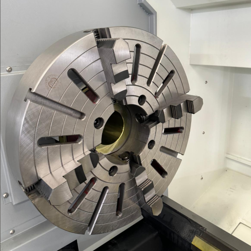 Four Claw Manual Chuck