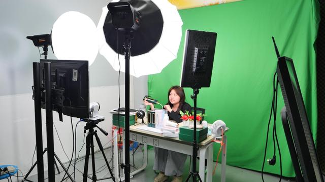 IPL device quality control testing station at Xtrim Beauty factory